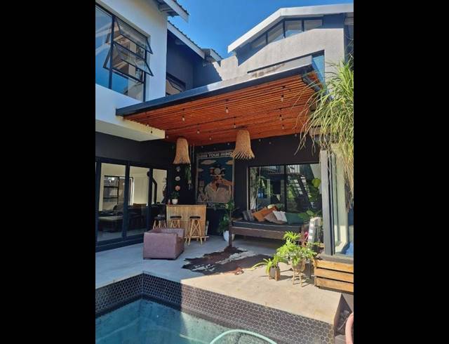 4 BEDROOM HOUSE FOR SALE IN EYE OF AFRICA